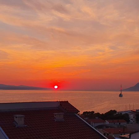 Apartment With Sea View Baška Voda Exteriér fotografie