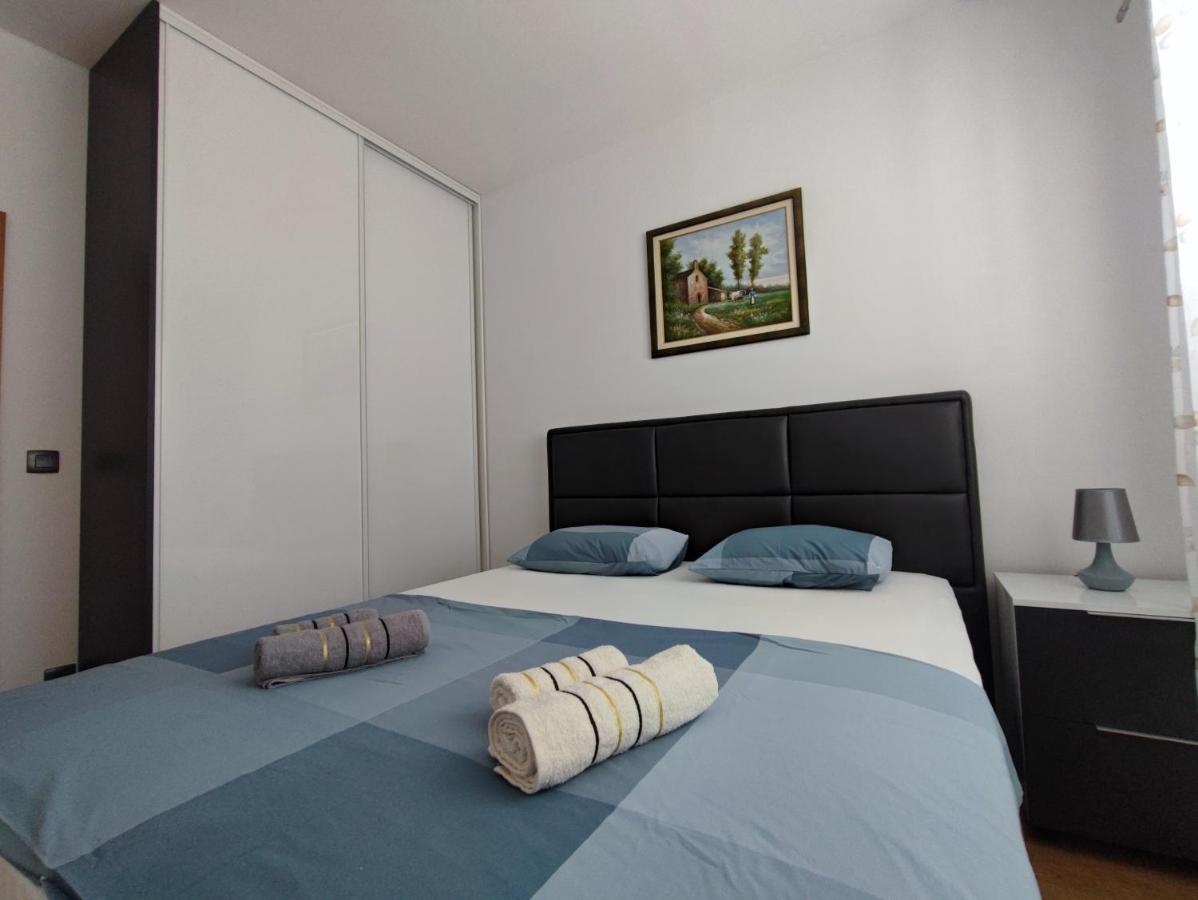 Apartment With Sea View Baška Voda Exteriér fotografie